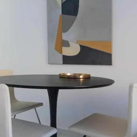 Downtown Art Flat